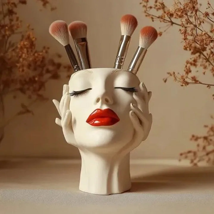 Amore Brush Holder