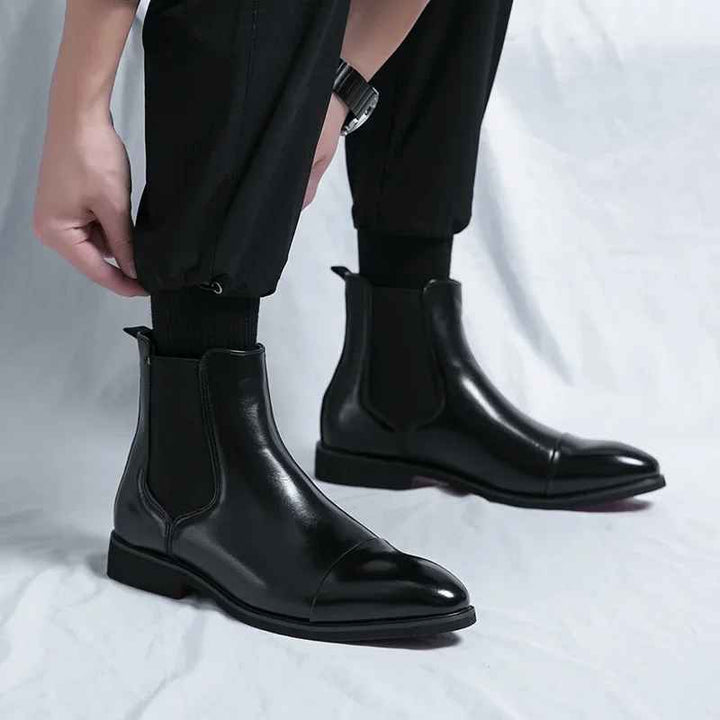 Calvino Leather Chelsea Boots