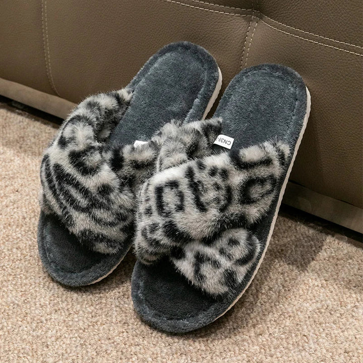 Savannah Cushion Slides