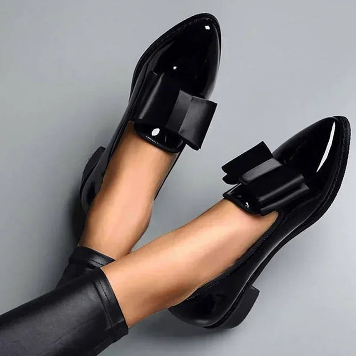 Sorelle Patent Leather Bow Flats